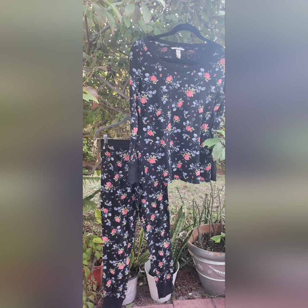 Victoria's Secret Black and Pink Floral Design